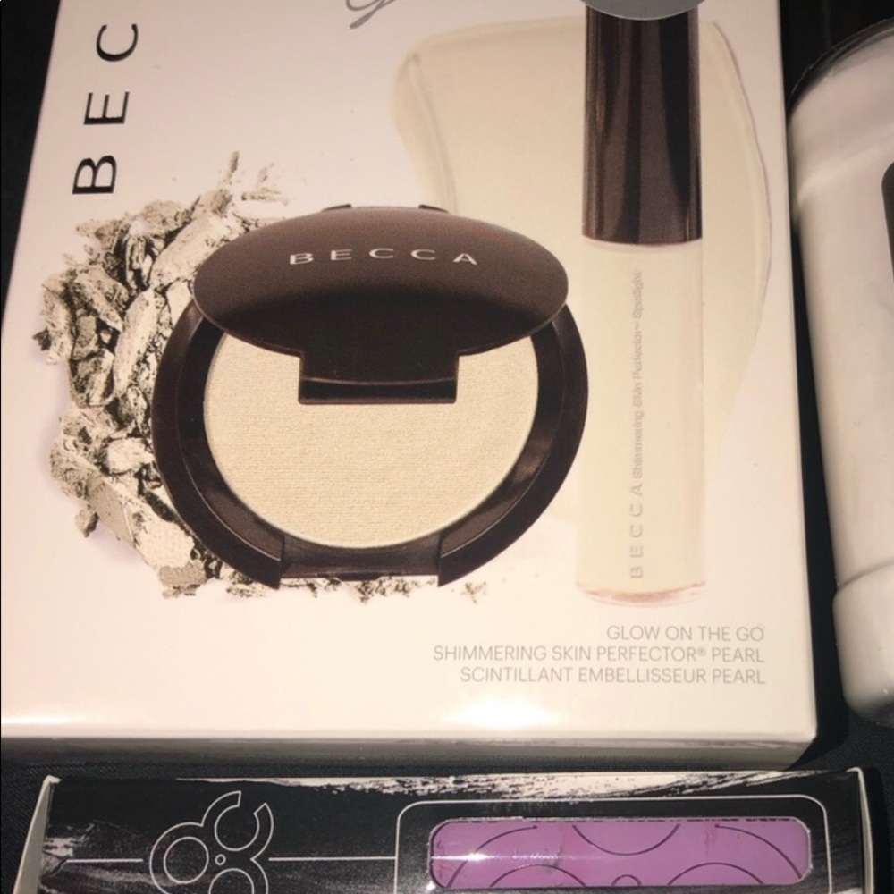 ✨Makeup bundle BNIB✨